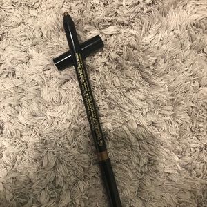 Victoria Beckham eye pencil